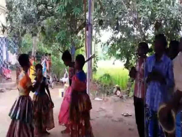 এই অনুষ্ঠান দেখতে হলে আপনাকে যেতেই হবে বাঁকুড়ার জয়পুরে এই অনুষ্ঠান দেখতে হলে আপনাকে যেতেই হবে বাঁকুড়ার জয়পুরে