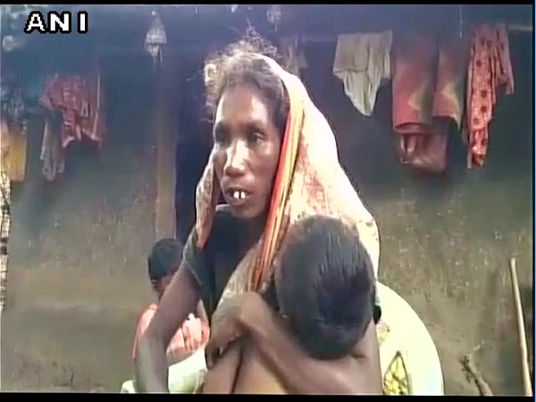 আধার কার্ড না থাকায় বন্ধ রেশন, ঝাড়খণ্ডে অনাহারে প্রাণ গেল নাবালিকার আধার কার্ড না থাকায় বন্ধ রেশন, ঝাড়খণ্ডে অনাহারে প্রাণ গেল নাবালিকার