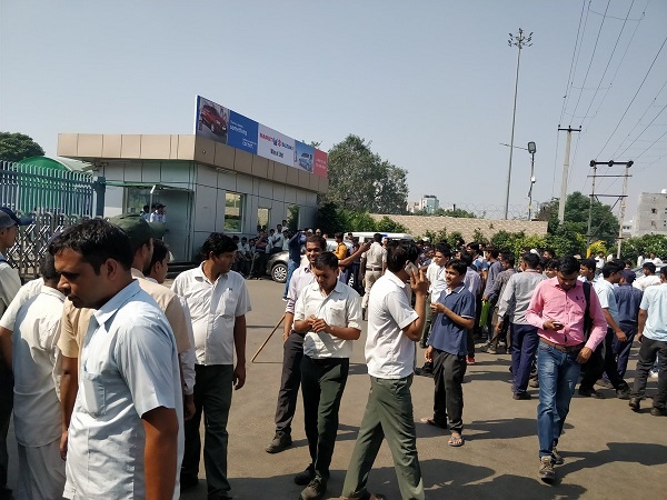 ভোর রাতে চিতাবাঘের হানা, আতঙ্ক মারুতির মানেসার কারখানায় ভোর রাতে চিতাবাঘের হানা, আতঙ্ক মারুতির মানেসার কারখানায়
