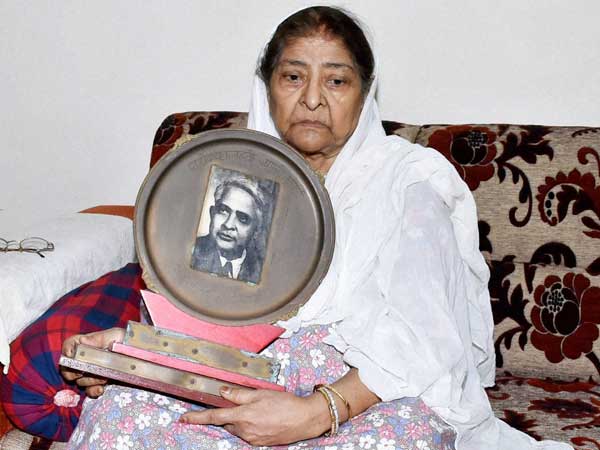 নরেন্দ্র মোদীর বিরুদ্ধে তদন্তের দাবি নাকচ, জাকিয়া জাফরিকে ফেরাল গুজরাট হাইকোর্ট নরেন্দ্র মোদীর বিরুদ্ধে তদন্তের দাবি নাকচ, জাকিয়া জাফরিকে ফেরাল গুজরাট হাইকোর্ট