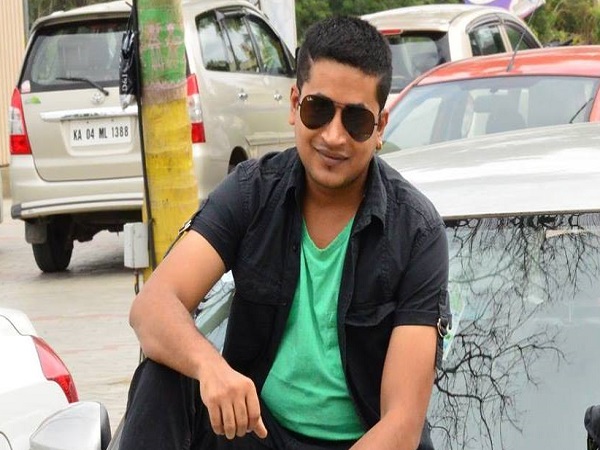 বেঙ্গালুরুতে তথ্য-প্রযুক্তি কর্মীকে কুপিয়ে খুন, উদ্দেশ্য নিয়ে ধোঁয়াশায় পুলিশ বেঙ্গালুরুতে তথ্য-প্রযুক্তি কর্মীকে কুপিয়ে খুন, উদ্দেশ্য নিয়ে ধোঁয়াশায় পুলিশ