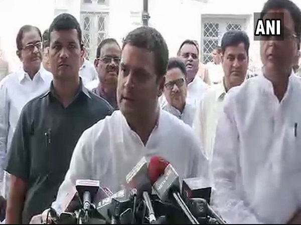 মোদীর অস্ত্র তাঁর বিরুদ্ধেই প্রয়োগ, নয়া কৌশল রাহুল গান্ধীর মোদীর অস্ত্র তাঁর বিরুদ্ধেই প্রয়োগ, নয়া কৌশল রাহুল গান্ধীর