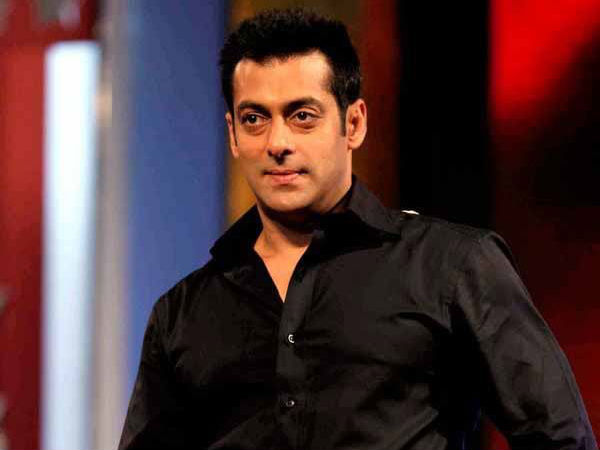 ইদে আসছে সলমানের নয়া ধমাকা! টুইট ঘিরে চাঞ্চল্য ইদে আসছে সলমানের নয়া ধমাকা! টুইট ঘিরে চাঞ্চল্য