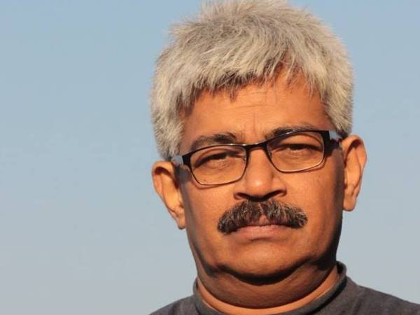 ছত্তিশগড়ের মন্ত্রীর সেক্স ভিডিও ফাঁসের হুমকি দিয়ে তোলাবাজি, কাকভোরে গ্রেফতার সাংবাদিক ছত্তিশগড়ের মন্ত্রীর সেক্স ভিডিও ফাঁসের হুমকি দিয়ে তোলাবাজি, কাকভোরে গ্রেফতার সাংবাদিক