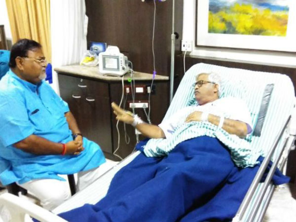 একান্তে সুজন চক্রবর্তী ও পার্থ চট্টোপাধ্যায়