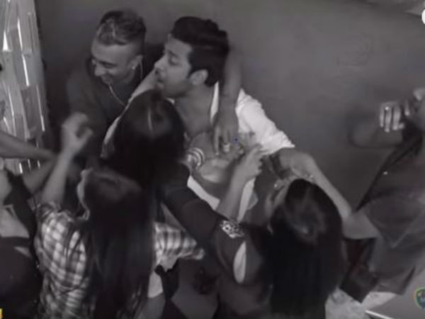 বেনাফশাকে নিয়ে আকাশের মন্তব্য