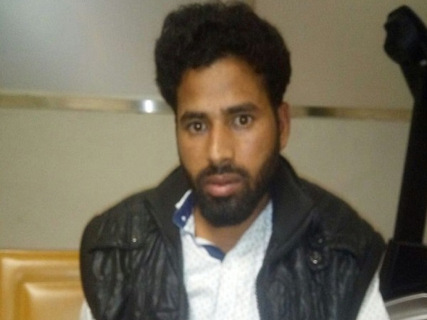 ফের এটিএস-এর জালে আইএসআইএস জঙ্গি, এবার মুম্বই থেকে গ্রেফতার ফের এটিএস-এর জালে আইএসআইএস জঙ্গি, এবার মুম্বই থেকে গ্রেফতার