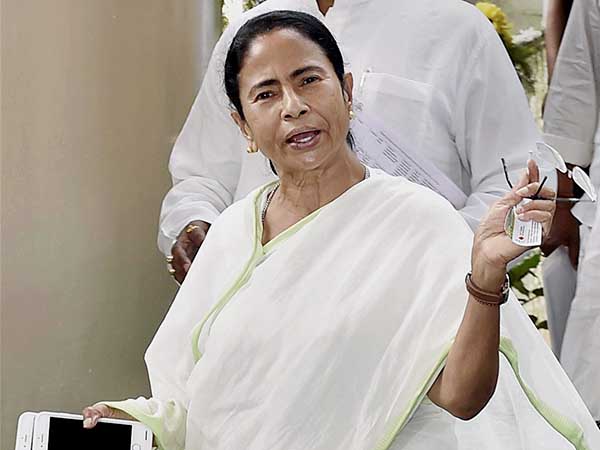নন্দীগ্রামে মমতার সভা