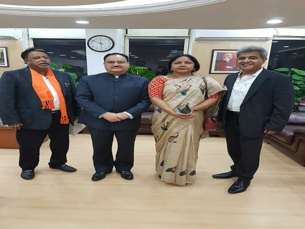 দিল্লিতে অভিষেকের বিরুদ্ধে মানহানির মামলা মুকুলের, বিস্তারিত জেনে নিন দিল্লিতে অভিষেকের বিরুদ্ধে মানহানির মামলা মুকুলের, বিস্তারিত জেনে নিন