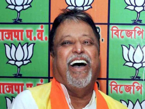 মুকুলের দলে প্রাক্তন এই তৃণমূল বিধায়ক, মমতার দলের অভিযোগ শুনলে চমকে যাবেন মুকুলের দলে প্রাক্তন এই তৃণমূল বিধায়ক, মমতার দলের অভিযোগ শুনলে চমকে যাবেন