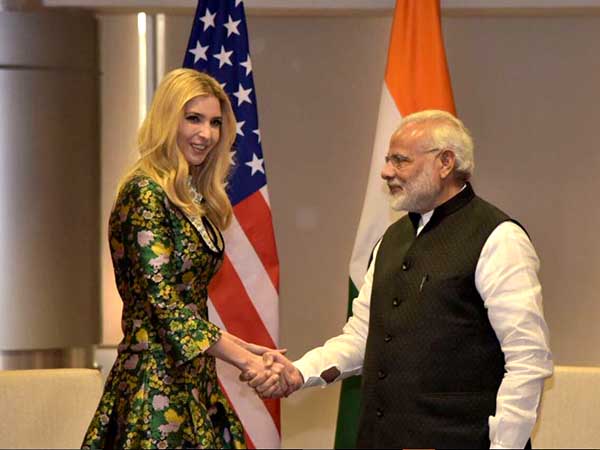 জিই সামিটের ফাঁকে ইভাঙ্কার সঙ্গে বৈঠক প্রধানমন্ত্রী মোদীর জিই সামিটের ফাঁকে ইভাঙ্কার সঙ্গে বৈঠক প্রধানমন্ত্রী মোদীর