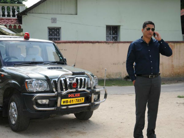 বালুরঘাটের ফেসবুককাণ্ডে এসপি-র বিরুদ্ধে নয়া মামলা হাইকোর্টে, ২১ তারিখে শুনানি বালুরঘাটের ফেসবুককাণ্ডে এসপি-র বিরুদ্ধে নয়া মামলা হাইকোর্টে, ২১ তারিখে শুনানি