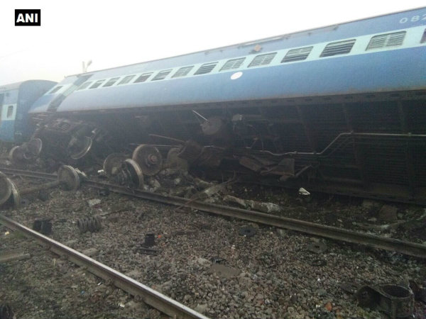 উত্তরপ্রদেশে ভাস্কো ডা গামা এক্সপ্রেস লাইনচ্যুত উত্তরপ্রদেশে ভাস্কো ডা গামা এক্সপ্রেস লাইনচ্যুত
