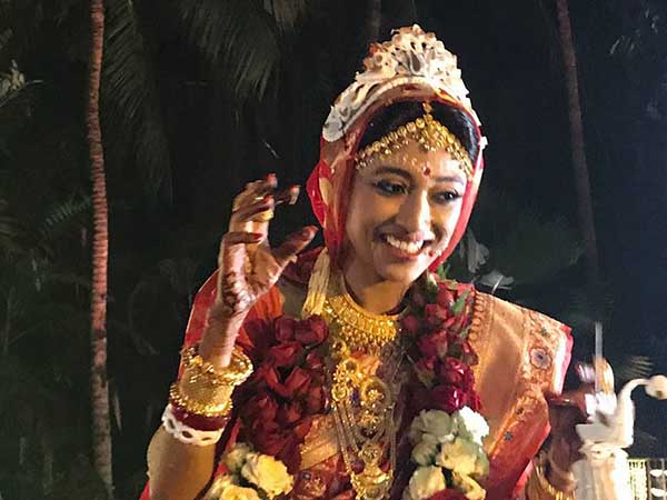 হাসির ঝলকে পাওলি