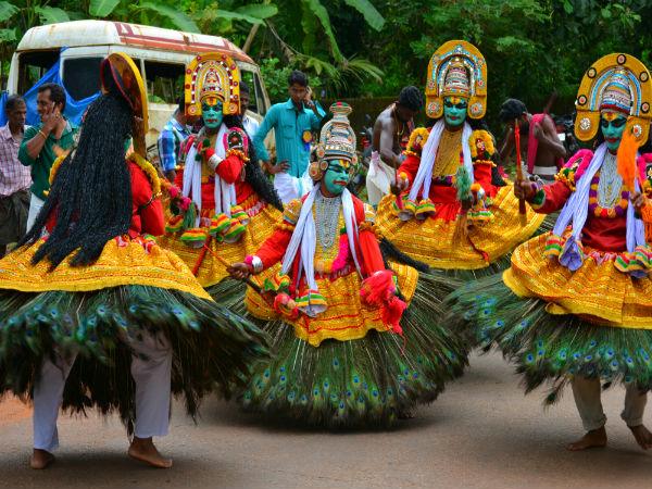 দক্ষিণী সংস্কৃতির ছোঁয়া