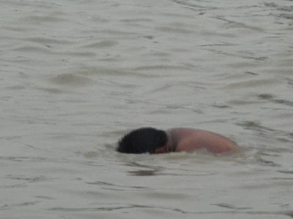 জলে ডুবে যাওয়া