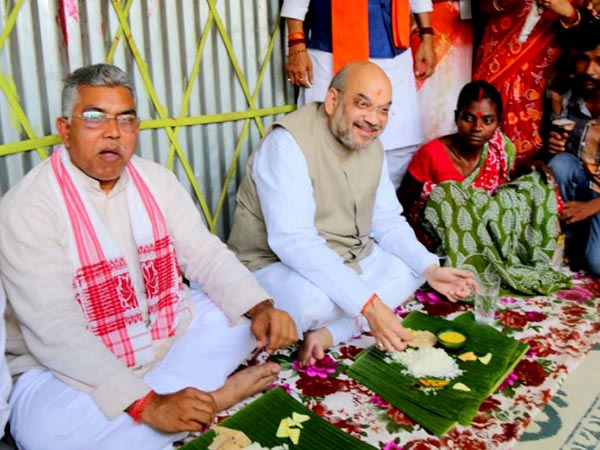 বাংলায় ধর্মীয় মেরুকরণের তাস