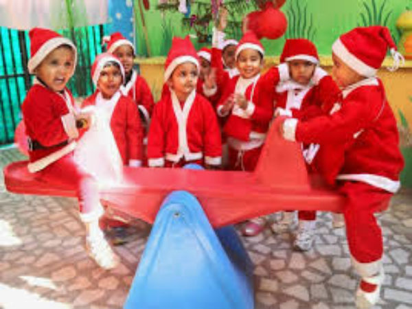 ক্রিসমাস পালন নিয়ে যোগীর রাজ্যে এমনই হুমকি ক্রিসমাস পালন নিয়ে যোগীর রাজ্যে এমনই হুমকি