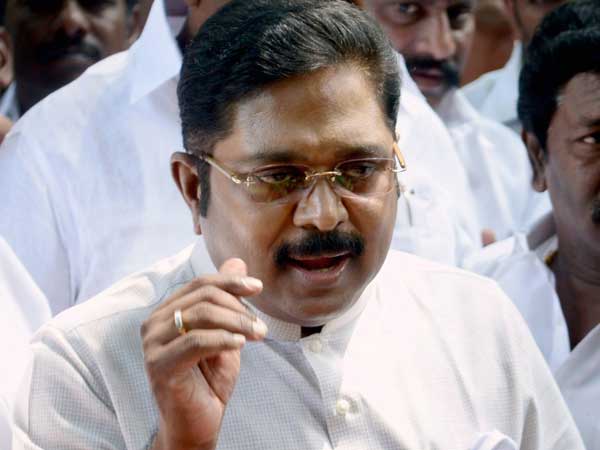 'আমি আম্মার উত্তরাধিকারী', জয়ললিতার কেন্দ্রে উপনির্বাচনে বাজিমাত করে বললেন দিনাকরণ 'আমি আম্মার উত্তরাধিকারী', জয়ললিতার কেন্দ্রে উপনির্বাচনে বাজিমাত করে বললেন দিনাকরণ