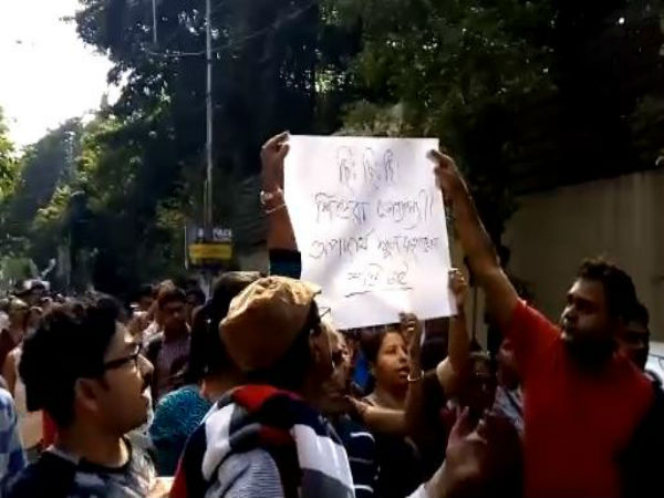 অনির্দিষ্টকালের জন্য স্কুল বন্ধের নোটিশ জিডি বিড়লায় অনির্দিষ্টকালের জন্য স্কুল বন্ধের নোটিশ জিডি বিড়লায়