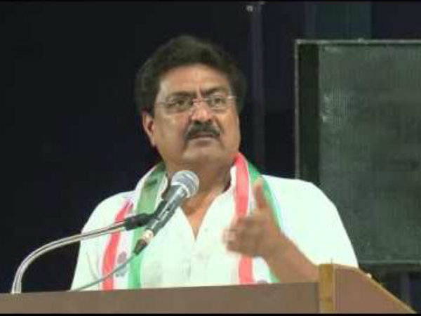 সবচেয়ে ধনী প্রার্থীর বিরুদ্ধে রাজকোটে লড়াই রূপানির সবচেয়ে ধনী প্রার্থীর বিরুদ্ধে রাজকোটে লড়াই রূপানির