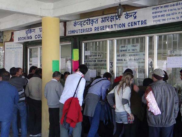 ট্রেনের টিকিটের দামে 'ডিসকাউন্ট' দেওয়ার ভাবনা ভারতীয় রেলের, জানুন বিস্তারিত ট্রেনের টিকিটের দামে 'ডিসকাউন্ট' দেওয়ার ভাবনা ভারতীয় রেলের, জানুন বিস্তারিত