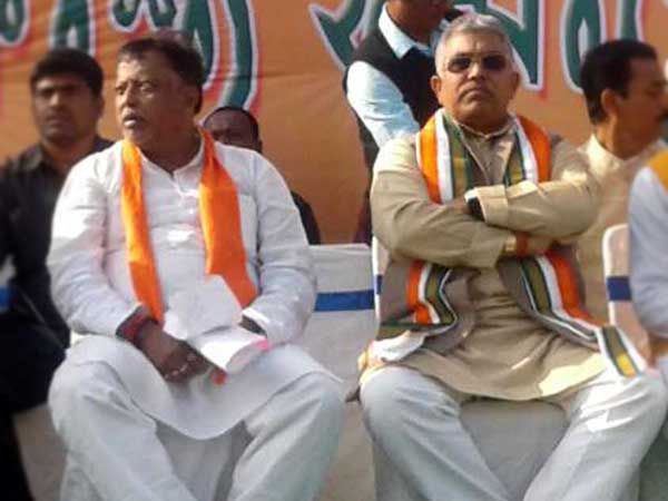 পথে এবার নামো সাথী..., ‘পথ-যোগদানে’ জন-জাগরণের অভিনব পরিকল্পনা মুকুলের পথে এবার নামো সাথী..., ‘পথ-যোগদানে’ জন-জাগরণের অভিনব পরিকল্পনা মুকুলের