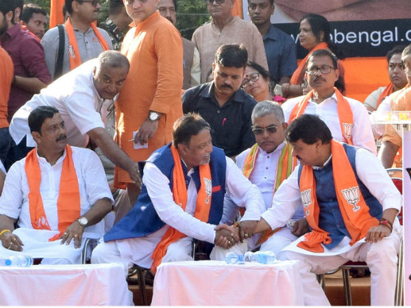 বিজেপি তিন দলে ভাগ হয়ে ঝাঁপাবে বাংলার গ্রাম দখলে বিজেপি তিন দলে ভাগ হয়ে ঝাঁপাবে বাংলার গ্রাম দখলে