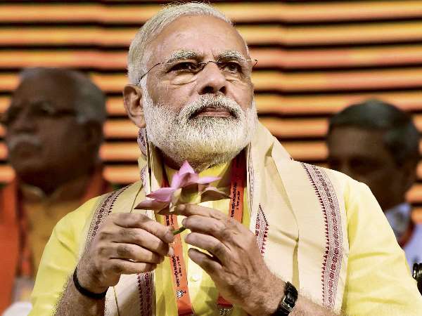 গুজরাতের ভোটে হস্তক্ষেপ করছে পাকিস্তান, কেন এমন অভিযোগ প্রধানমন্ত্রীর গুজরাতের ভোটে হস্তক্ষেপ করছে পাকিস্তান, কেন এমন অভিযোগ প্রধানমন্ত্রীর