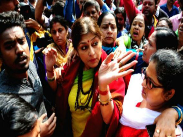 জিডি বিড়লা কাণ্ডে ত্রিপাক্ষিক বৈঠক নিয়ে জটিলতা জিডি বিড়লা কাণ্ডে ত্রিপাক্ষিক বৈঠক নিয়ে জটিলতা