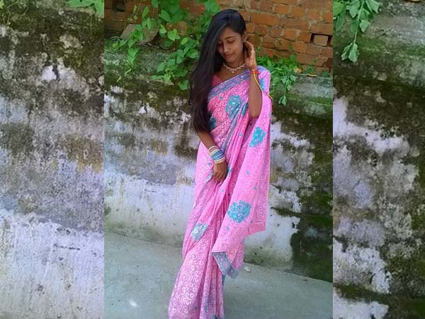 এয়ারহোস্টেস হওয়ার স্বপ্নের ‘গঙ্গাপ্রাপ্তী’ ঘাটশিলার তরুণীর, নেপথ্যে কি সম্পর্কের টানাপোড়েন এয়ারহোস্টেস হওয়ার স্বপ্নের ‘গঙ্গাপ্রাপ্তী’ ঘাটশিলার তরুণীর, নেপথ্যে কি সম্পর্কের টানাপোড়েন