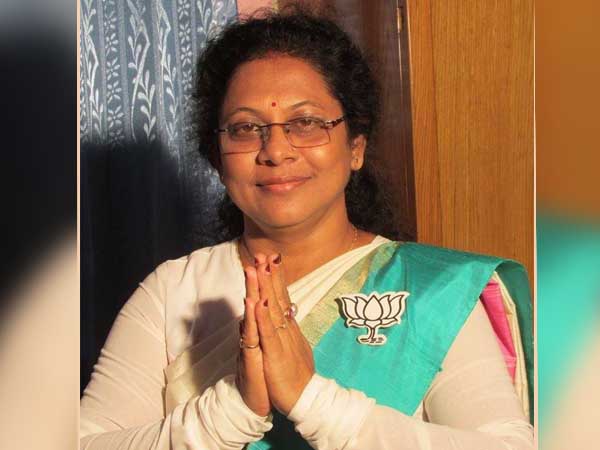 বিজেপির ‘আলো’ কাড়ল তৃণমূল, নিমেষে বদলে গেল বীজপুর বিজেপির ‘আলো’ কাড়ল তৃণমূল, নিমেষে বদলে গেল বীজপুর