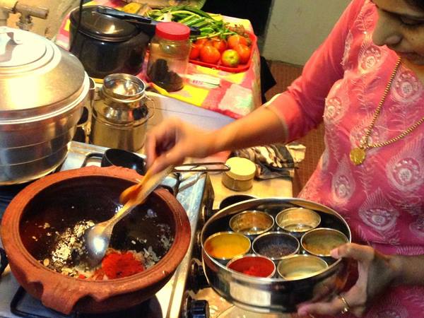 বাতিল করুন দক্ষিণদিকে মুখ করে রান্না করা