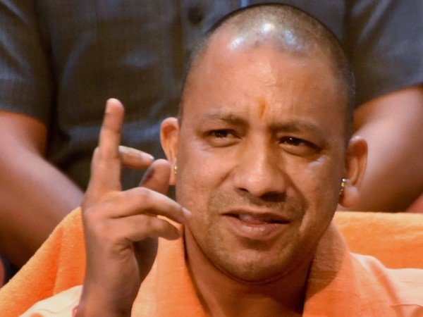 বিদ্রোহ যোগীর রাজ্যের ক্যাবিনেট মন্ত্রীর! দুর্নীতির অভিযোগে সোরগোল বিদ্রোহ যোগীর রাজ্যের ক্যাবিনেট মন্ত্রীর! দুর্নীতির অভিযোগে সোরগোল
