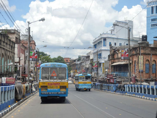 শীতের সকালে কলকাতা শহরে রক্তাক্ত হল রাজপথ শীতের সকালে কলকাতা শহরে রক্তাক্ত হল রাজপথ