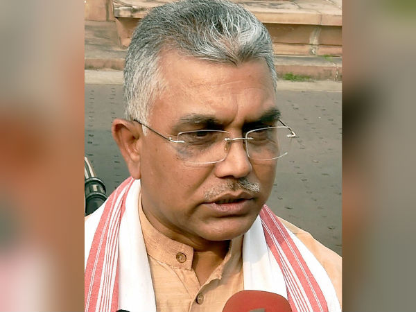 ব্যর্থ মমতার প্রশাসন! সঙ্কল্প-যাত্রা স্থগিত করে রাজ্যে রাষ্ট্রপতি শাসনের দাবি দিলীপের ব্যর্থ মমতার প্রশাসন! সঙ্কল্প-যাত্রা স্থগিত করে রাজ্যে রাষ্ট্রপতি শাসনের দাবি দিলীপের