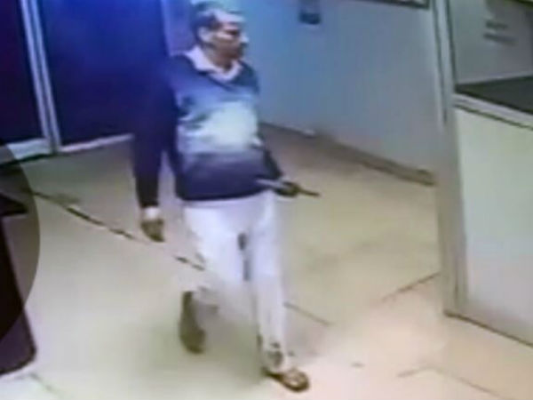 দু ঘণ্টার মধ্যে পরপর ৬ জনকে রড মেরে হত্যা, কোথায় ঘটল এমন নৃশংস ঘটনা দু ঘণ্টার মধ্যে পরপর ৬ জনকে রড মেরে হত্যা, কোথায় ঘটল এমন নৃশংস ঘটনা