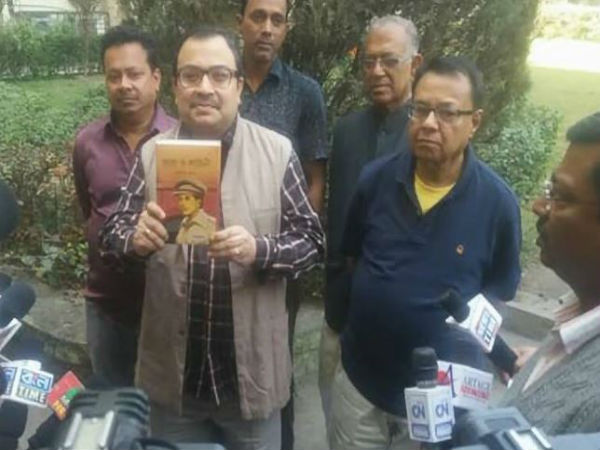 মুকুল পদ পেলেই ভাঙবে তৃণমূল, আশায় রয়েছেন অনেকেই মুকুল পদ পেলেই ভাঙবে তৃণমূল, আশায় রয়েছেন অনেকেই