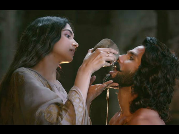 প্রেক্ষাপট ঘিরে কয়েকটি তথ্য