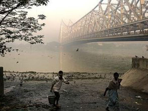 বাংলা জুড়ে ঠান্ডার দাপট, একাধিক জেলায় শৈত্যপ্রবাহের সতর্কতা বাংলা জুড়ে ঠান্ডার দাপট, একাধিক জেলায় শৈত্যপ্রবাহের সতর্কতা