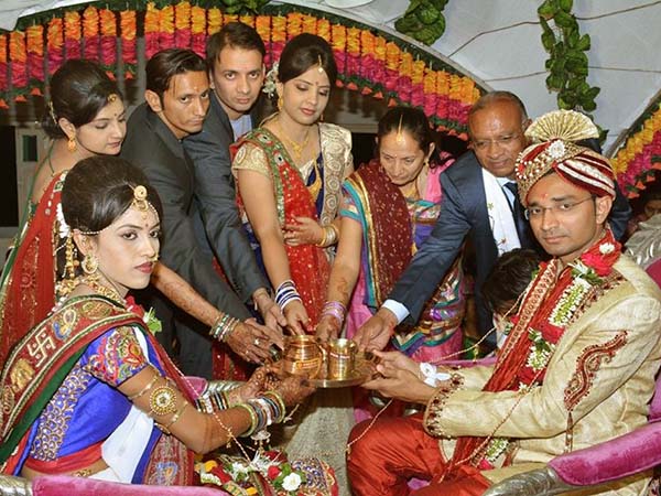 তুলা(২৪ সেপ্টেম্বর থেকে ২৩ অক্টোবর)