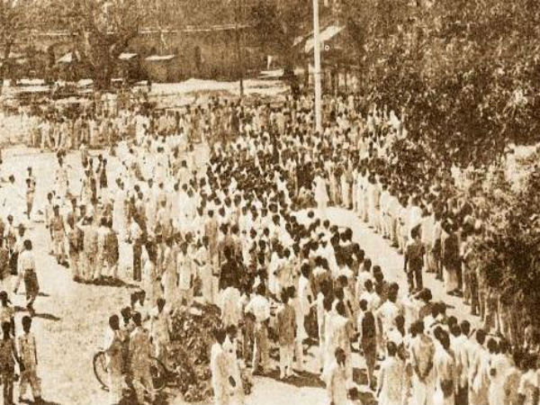 ১৯৫২-র ২১ ফেব্রুয়ারি ১৪৪ ধারা ভেঙে মিছিল