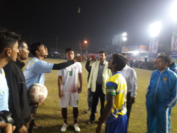 রাবিন্দ্রীক চেতনা থেকে বাউল, বর্ণাঢ্য জমকালো উদ্বোধন সোনারপুরের স্পোর্টস কার্নিভাল-এর রাবিন্দ্রীক চেতনা থেকে বাউল, বর্ণাঢ্য জমকালো উদ্বোধন সোনারপুরের স্পোর্টস কার্নিভাল-এর