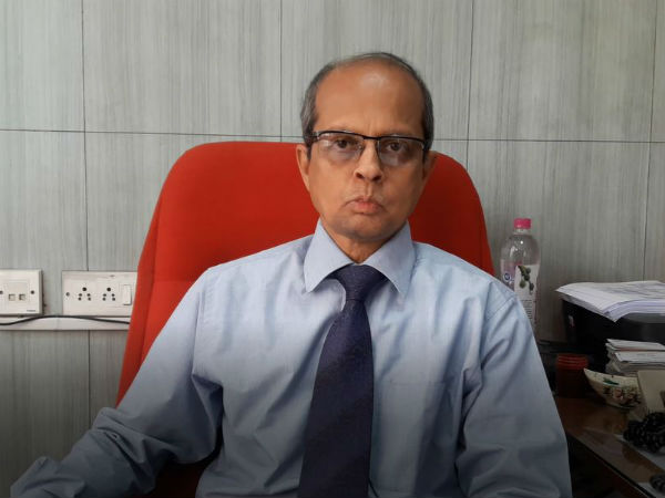 দাড়ি-পাল্লার হিসেবে বাজেটে কতটা লাভবান মধ্যবিত্ত, কী বলছেন ইনভেস্টমেন্ট জার্নালিস্ট অমিতাভ গুহ সরকা দাড়ি-পাল্লার হিসেবে বাজেটে কতটা লাভবান মধ্যবিত্ত, কী বলছেন ইনভেস্টমেন্ট জার্নালিস্ট অমিতাভ গুহ সরকা