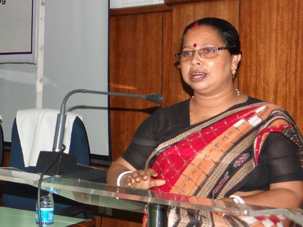 ধাক্কা খেতে চলেছে বাম সরকার ধাক্কা খেতে চলেছে বাম সরকার