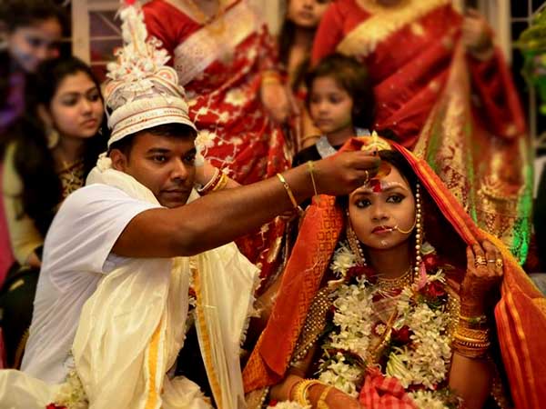 মকর ( ২৩ ডিসেম্বর থেকে ২০ জানুয়ারি)