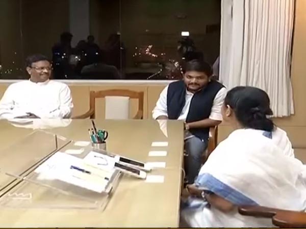কাঁটা দিয়ে কাঁটা তুলতে ‘মিসাইল’ও পেয়ে গেলেন মমতা কাঁটা দিয়ে কাঁটা তুলতে ‘মিসাইল’ও পেয়ে গেলেন মমতা