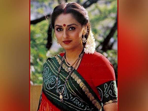 জয়াপ্রদার সঙ্গে সম্পর্ক
