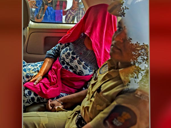 কবিতা মানকিকর, নীরব মোদীর সংস্থা ফায়ারস্টার-এর উচ্চপদস্থ কর্মী