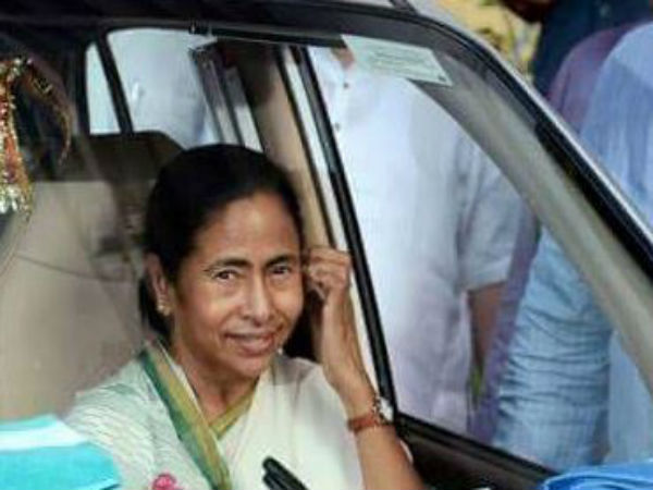 ফের জেলা সফরে মুখ্যমন্ত্রী, সোমবার নদিয়া দিয়ে শুরু সফর ফের জেলা সফরে মুখ্যমন্ত্রী, সোমবার নদিয়া দিয়ে শুরু সফর